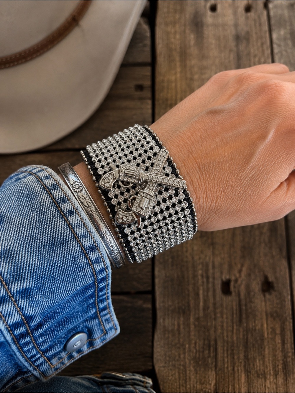 Western Rhinestone Revolver Cuff Bracelet | NEVER WORN